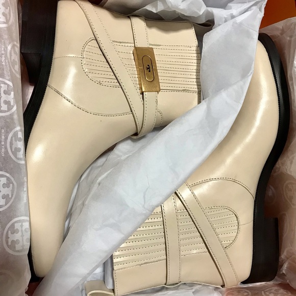 TORY BURCH T-HARDWARE CHELSEA BOOTS SIZE 8,10 - Picture 7 of 16
